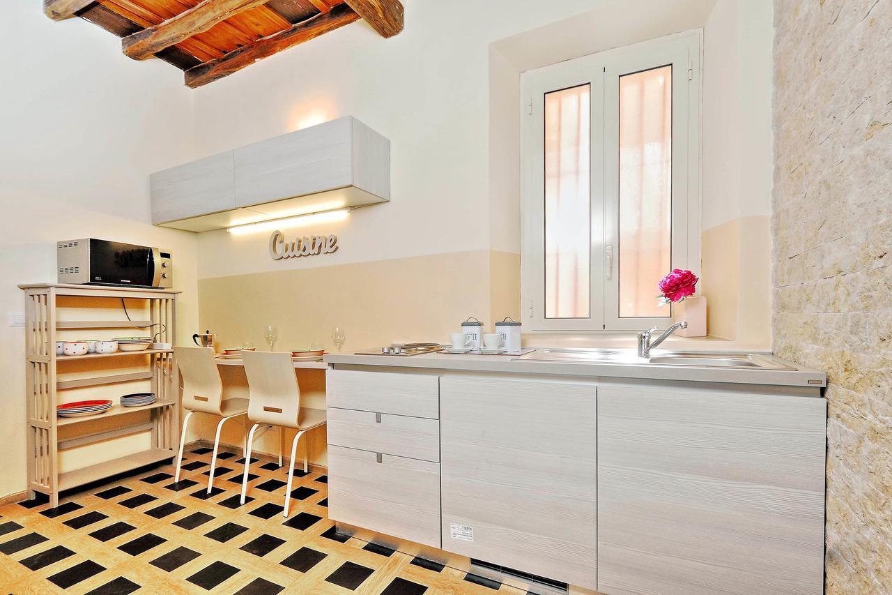 Colosseum Suite Rome Exterior photo