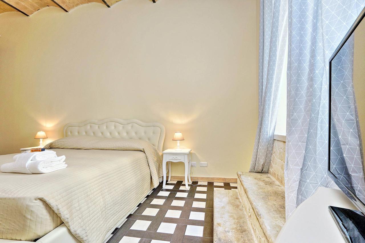 Colosseum Suite Rome Exterior photo